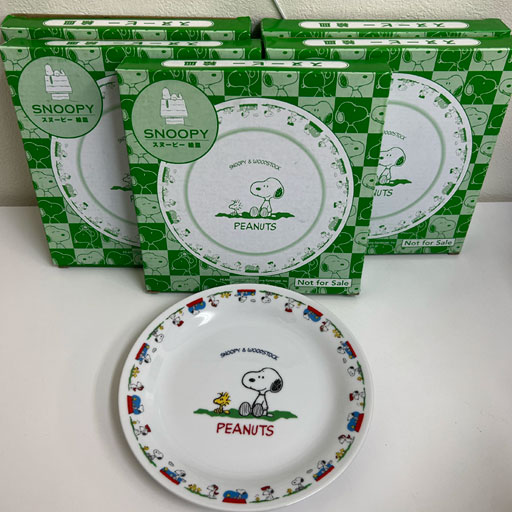 スヌーピー 絵皿２枚セット セブンイレブン　非売品